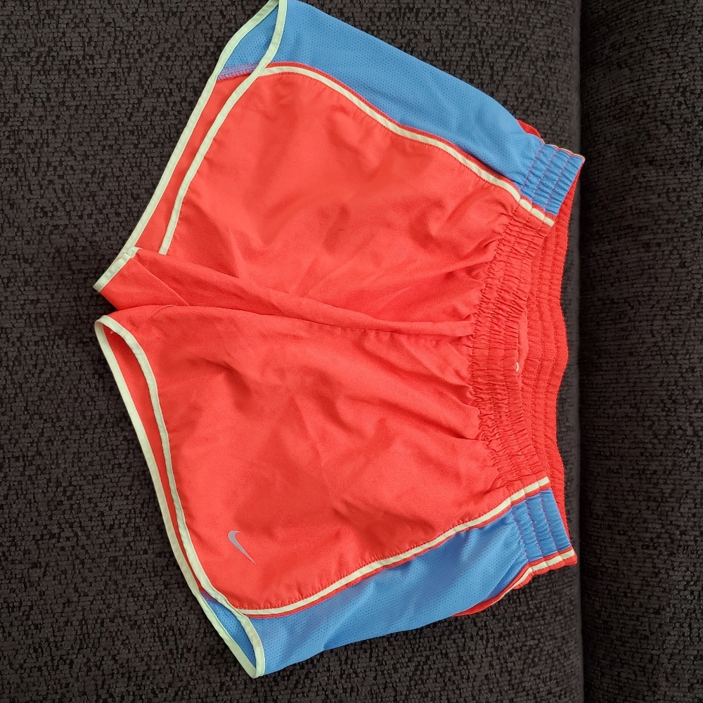 Lined dri fit Nike running shorts